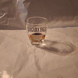 niagara falls glass shot